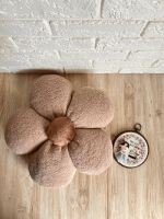 کوسن گل پنج‌پر نسکافه ای