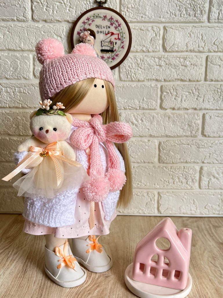 عروسک روسی دخترانه صورتی