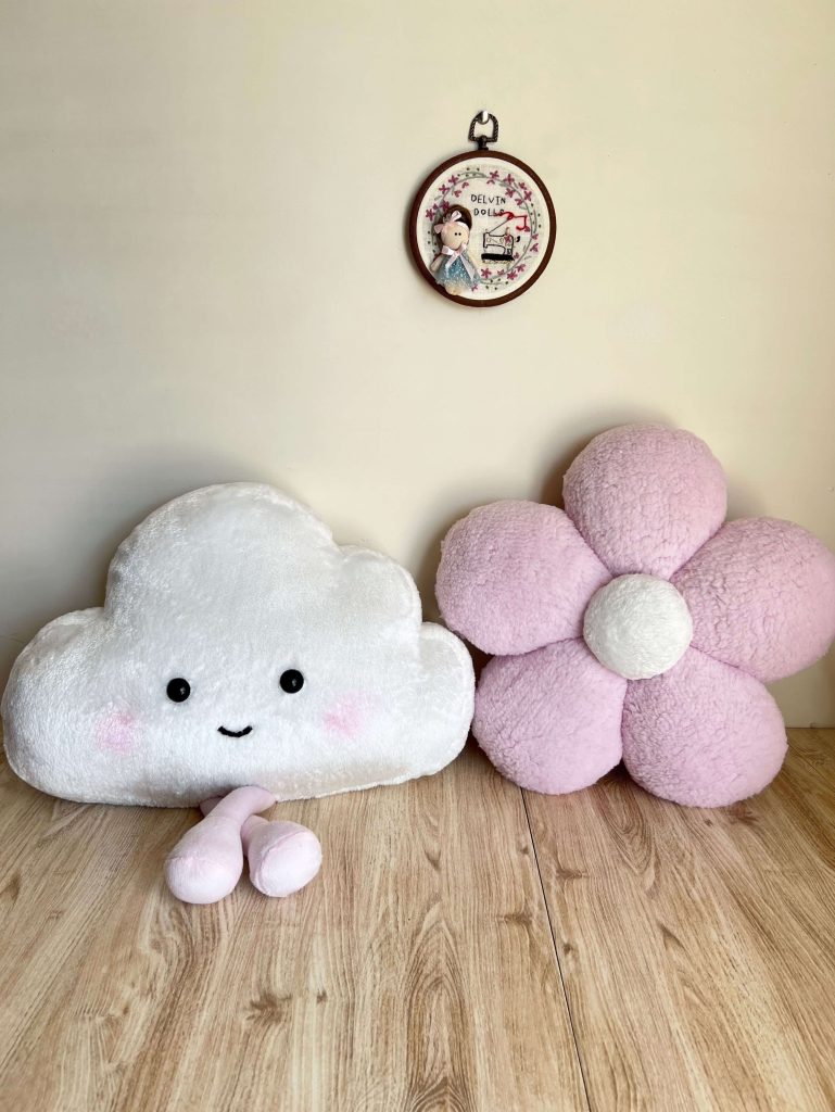 ست کوسن ابر و گل صورتی