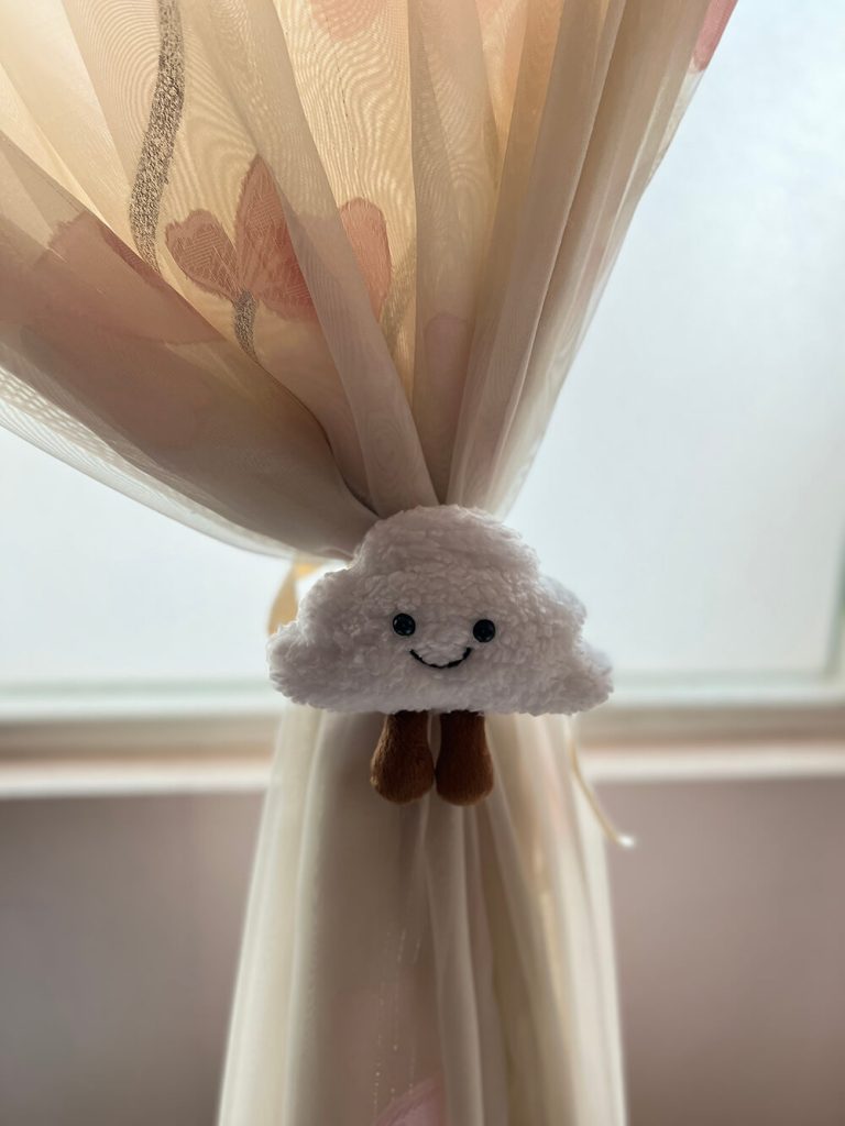 نگهدارنده پرده مدل ابر